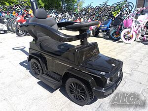 MERCEDES Кола за яздене с дръжка Mercedes-benz G350d черен