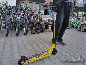 BYOX Детска тротинетка stunt HORNET