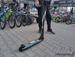 BYOX Детска тротинетка stunt SHOCK син