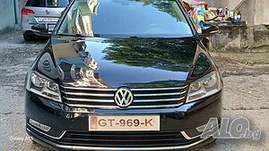Продавам Vw Passat B7 1.6TDI 2012г.Navi/KLIMATRON Като Нов 5399€