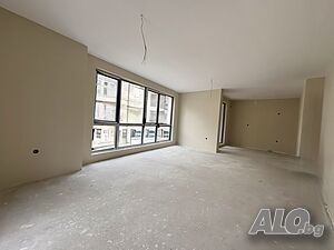 Тристаен апартамент с Акт 16 от 2026 г., непосредствено до Гранд Хотел Пловдив