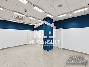 Партерно търговско помещение с големи витрини в кв. Каменица 1