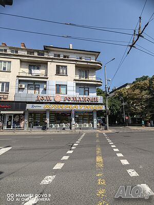 ЕКСКЛУЗИВНО обзаведен многостаен апартамент от Nova Real Estate. Супер Център