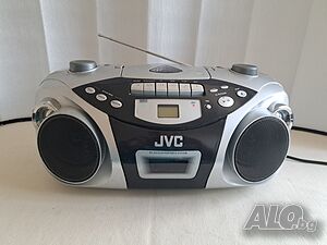 CD радиокасетофон JVC RC-EX10S.