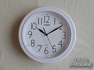 Стенен часовник Casio IQ-01S.