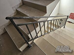 Метален парапет В 130 см.