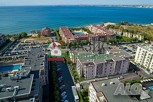 Напълно обзаведен апартамент с 2 спални и панорамна гледка към морето В нов комплекс ”Премиер Форт С..