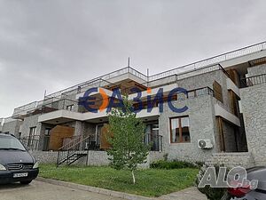 Голям 3-стаен апартамент на 3-ти етаж, Виниярдс Ризорт, Ахелой, България-172,58 кв.м., #34248959