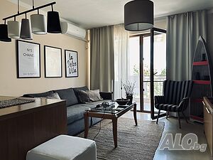 VIP Двустаен, Първа линия, Райския залив