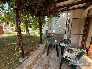 Продава се двустаен апартамент в комплекс Vineyards Resort, Ахелой.