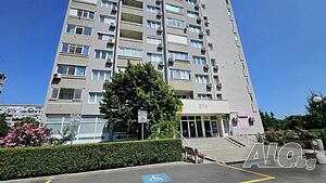 Двустаен апартамент с мебели в ж.к. Изгрев, бл. 27А - Бургас.