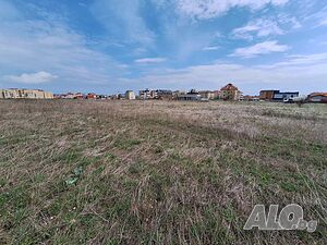 Продава се земеделска земя в Равда - местност Чатал Тепе.