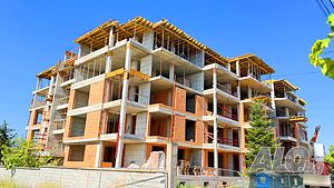 Директни продажби на жилища и гаражи в кв. Коматево