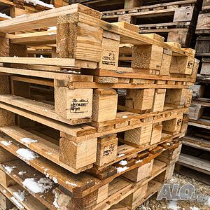 Продавам Дървени Скари