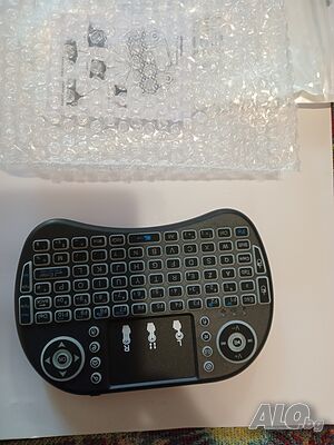 2.4G Air Mouse с тъчпад клавиатура!
