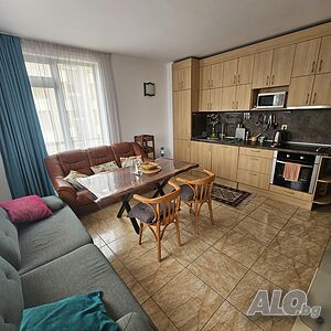 Продавам 3-стаен апартамент без такса подръжка в Слънчев бряг