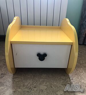 нощно шкафче за детска стая