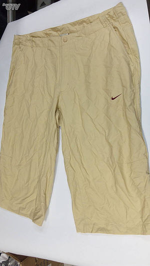 къси панталони Nike нови