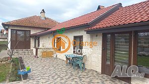 Отлична реновирана къща 180 м2, само на 45 км от Варна, с. Царевци
