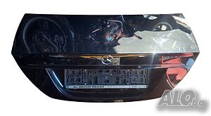 Заден Капак Мерцедес CLS W219 N