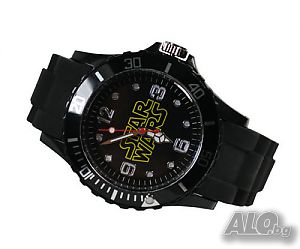 Часовник Star Wars Междузвездни войни за фенове чисто нов подходящ и за подарък фантастика филм
