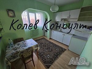 Продавам апартамент