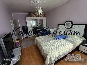 Продавам етаж от къща, гр. Хасково