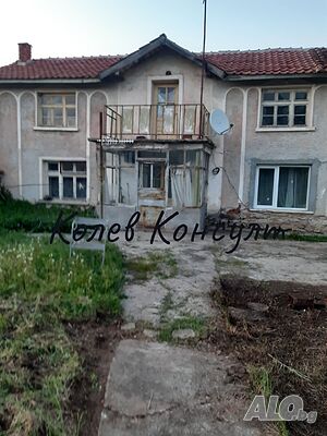 Продавам къща, с. Славяново