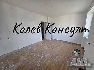 Продавам апартамент