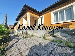 Продавам къща, с. Градина