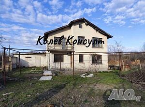 Продавам къща, с. Стрелец