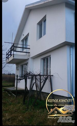 Продавам къща, с. Стамболово