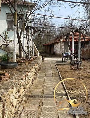 Продавам къща, с. Оряхово
