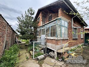 Продавам къща