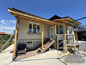 Продавам къща, с. Тракия
