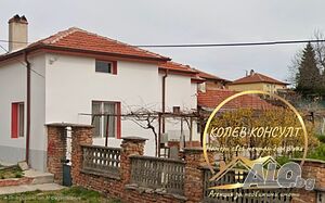 Продавам къща, с. Подкрепа