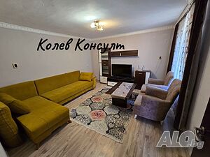 Продавам къща, гр. Хасково Двуетажна къща 100 кв.м РЗП 50 кв.м двор | Къщи, Вили | Червена Стена Хасково