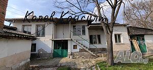 Продавам къща в с. Дряново