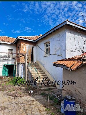 Продавам къща, с. Браница