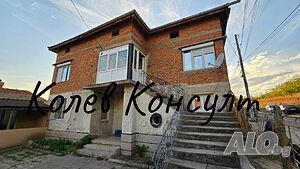Продавам етаж от къща в гр. Симеоновград