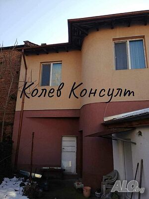 Продавам етаж от къща, гр. Свиленград