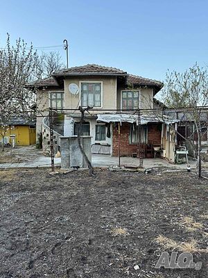Собственик! Двуетажна къща в с. Люлин