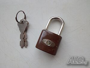 Стар малък катинар