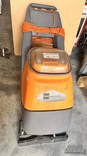 TASKI Aquamat 30 професионална почистваща машина