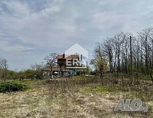 Парцел за къща с морска панорама и асфалтов достъп в м-т ”Боровец - Север”, гр. Варна