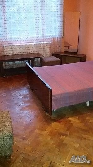стая Смирненски
