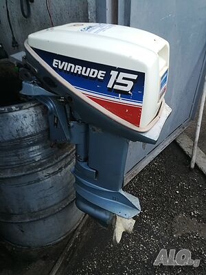 Извънбордов двигател марка-Evinrude 15