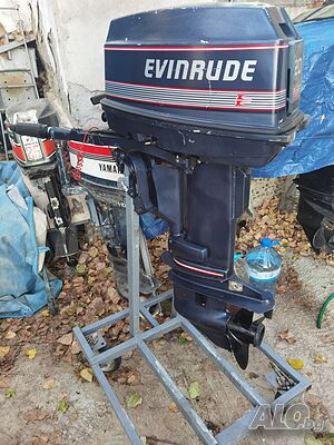 Извънбордови двигател марка-Evinrude