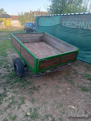 Продавам ремарке