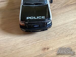 Ford 1/24 метален полицейски пикап